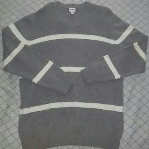 Old Navy XXL  V-Neck sweater long sleeve